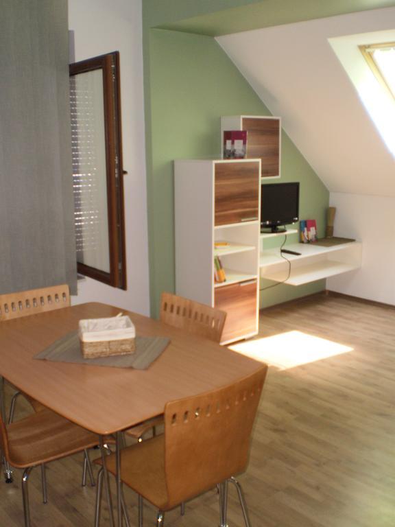 Apartments Petar Pan Krapinske Toplice Værelse billede